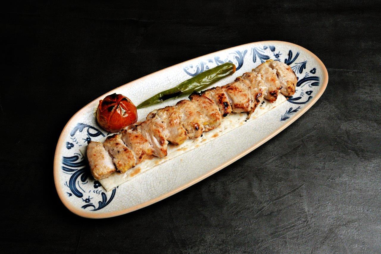 Tikke Masti Kebab (كباب تكة بالروب) (کباب تیکه ماستی)