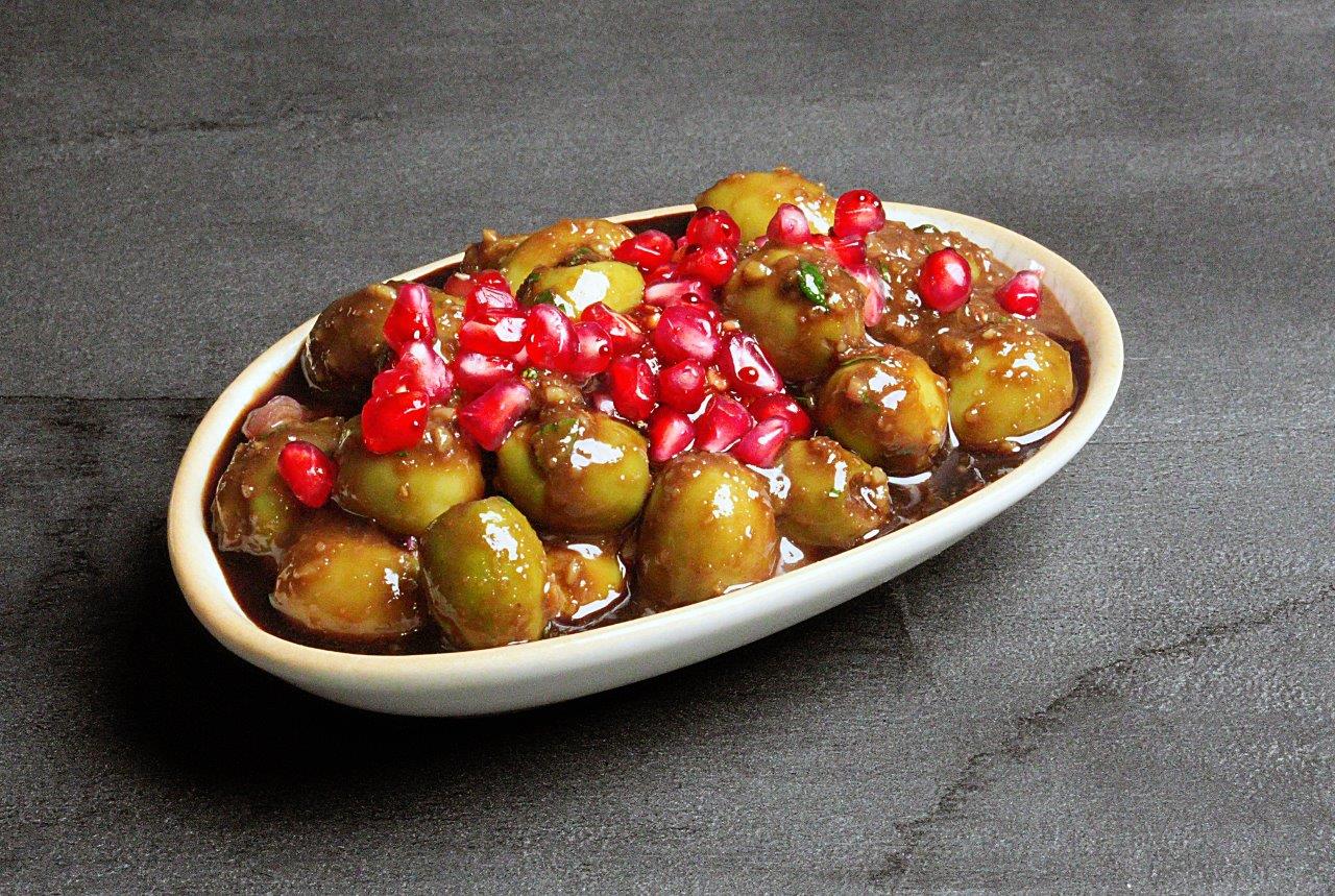 MARINATED OLIVES (زیتون محشي) (زیتون پرورده)